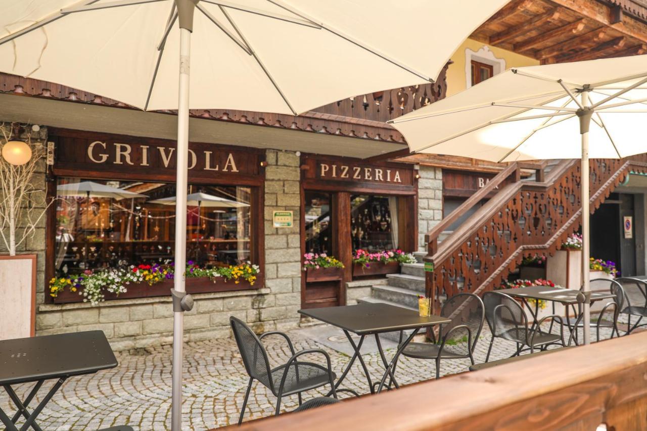 Art Hotel Grivola Breuil-Cervinia Exterior photo